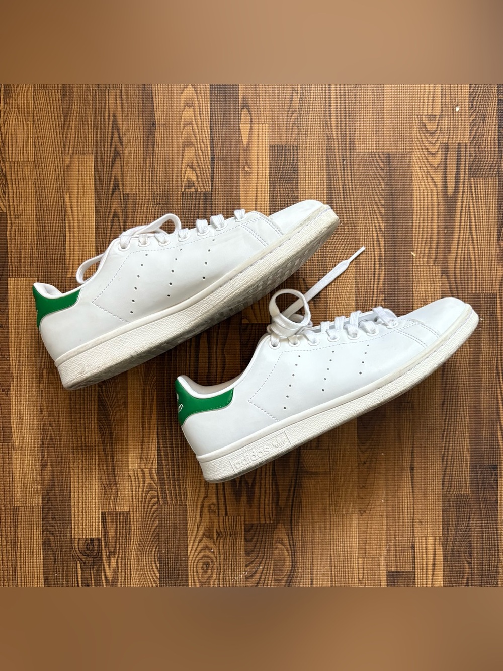 Classic Adidas White and Green Stan Smith Sneakers 8 1/2